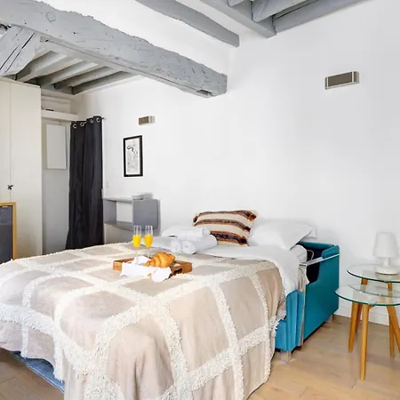Bnbnook - Charming By Notre-dame & Pompidou Paris